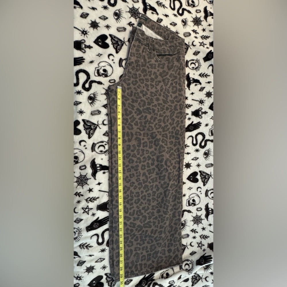 Wild Fable Leopard Patterned Jeans